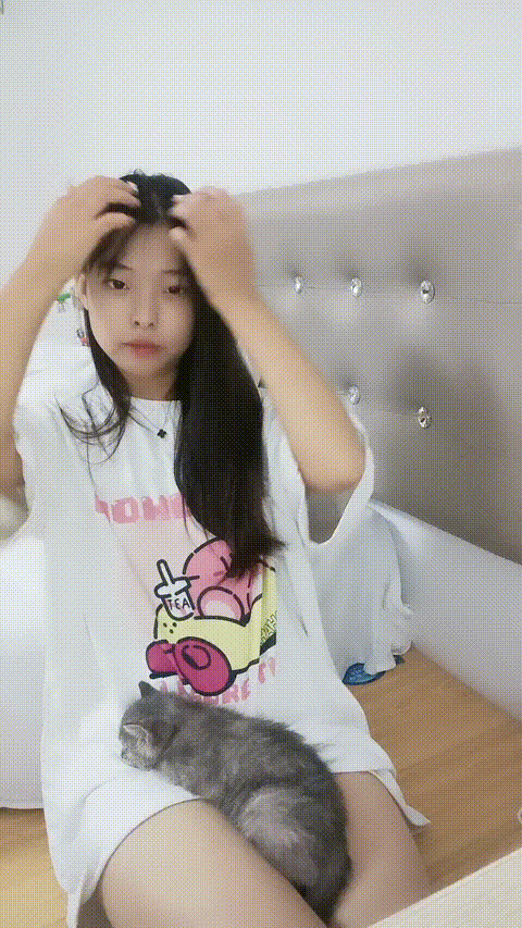 小草莓真好吃_00000ur9n0_p80_compressed.gif