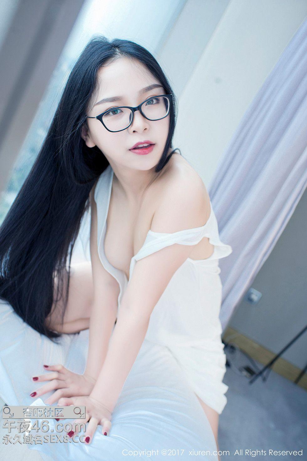 1B85854283.jpg
