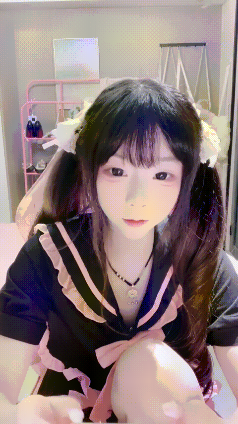 小萝莉尕尕_20260201_001015_p5_compressed.gif