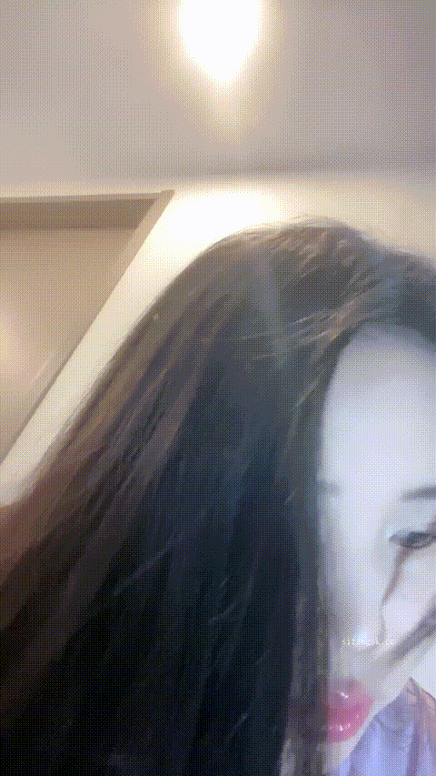 极品尤物小少妇【月亮躲在云朵】天然巨乳 极品无毛馒头粉鲍一线天 甜奶吃鸡吧 大鸡巴.gif