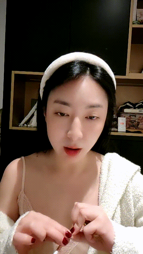35365641_是你的小丸子呀_20221228_235731_p60_compressed.gif