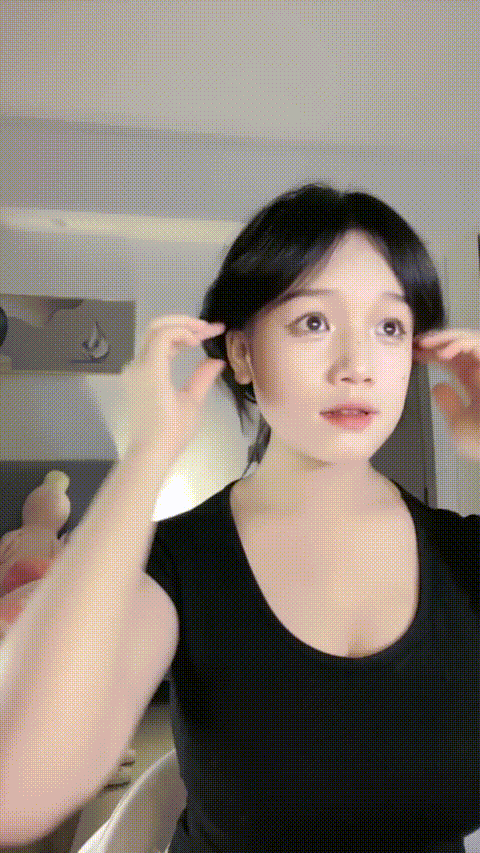 最美炮架 极品学生妹【青柠】爆乳超爽 大长腿美足 圆润翘臀 白虎嫩穴一线天 大鸡巴猛.gif