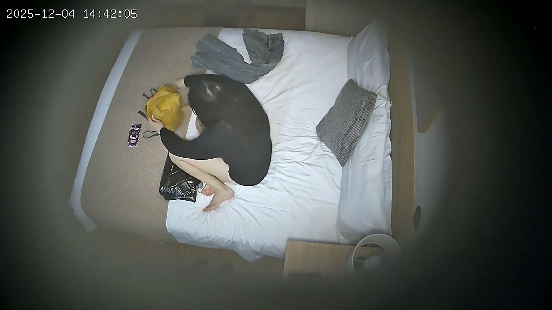 1.mp4_20251208_130356.480.jpg