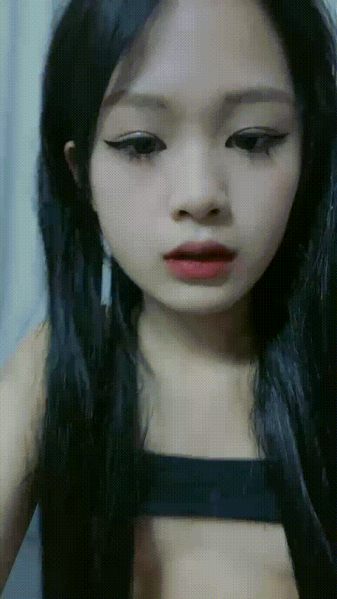 少女主播_刚成年的学生妹【小易的so啵啵】尺度全开多场无套啪啪合集_**直播_5_p40_c.gif