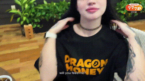 A slutty goth girl was fucked in a Mc toilet._p5.gif