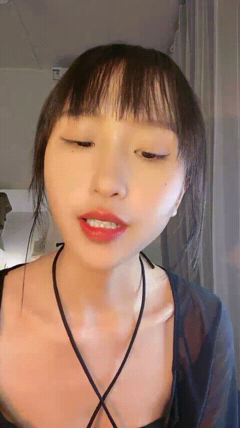 蘸点蜜桃酱草莓味妹妹_露脸直播福利视频合集65部_15_p5_compressed.gif