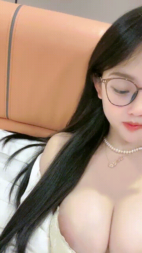 #阿尼亚酱_p80_compressed.gif