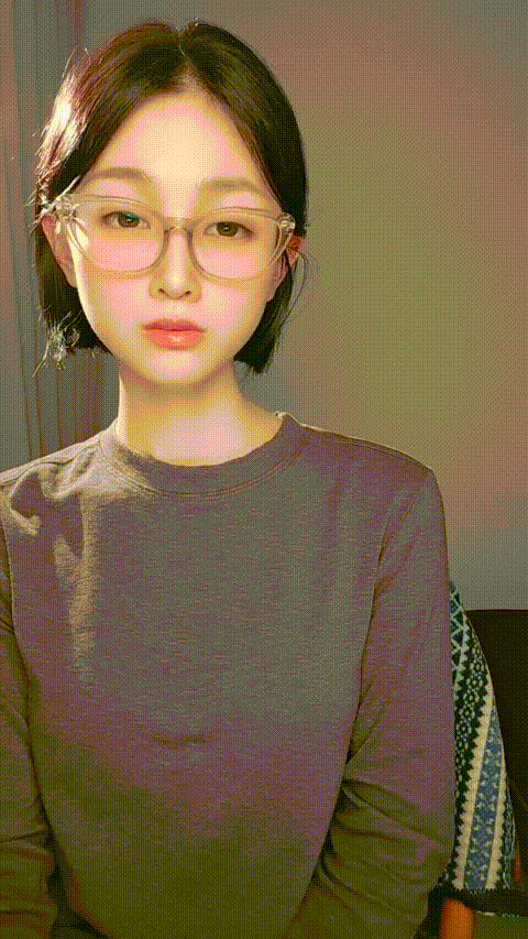 顶级反差 乖乖女【夏嫣】细皮嫩肉短发学妹 美体美足 大屁股 全身雪白细嫩肌肤 跳弹自.gif