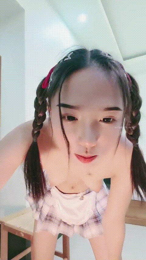 380131286妈妈不在家_20240401_p5.gif