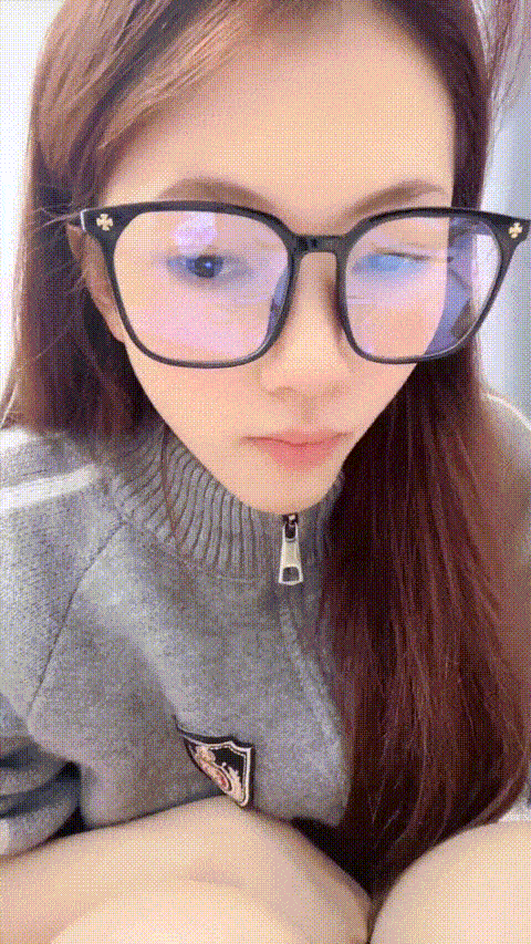 chen晚晴_20251215-222238411_p40 (2).gif