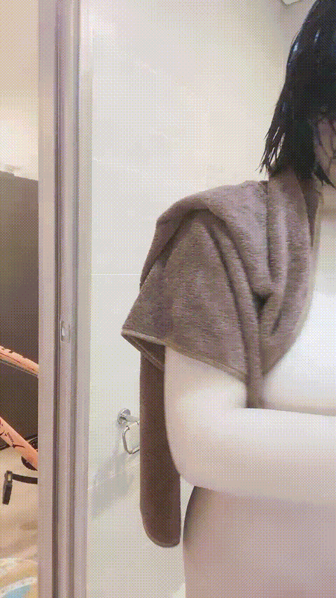 #大啵啵___3_4_vj6lk_p80_compressed.gif