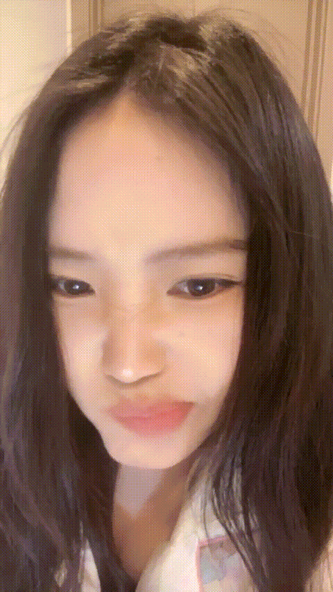 G奶女神【月亮躲在云朵】这个大蜜臀 是最好看 最舒服的 馒头美鲍自慰喷水 (6)_p20_com.gif