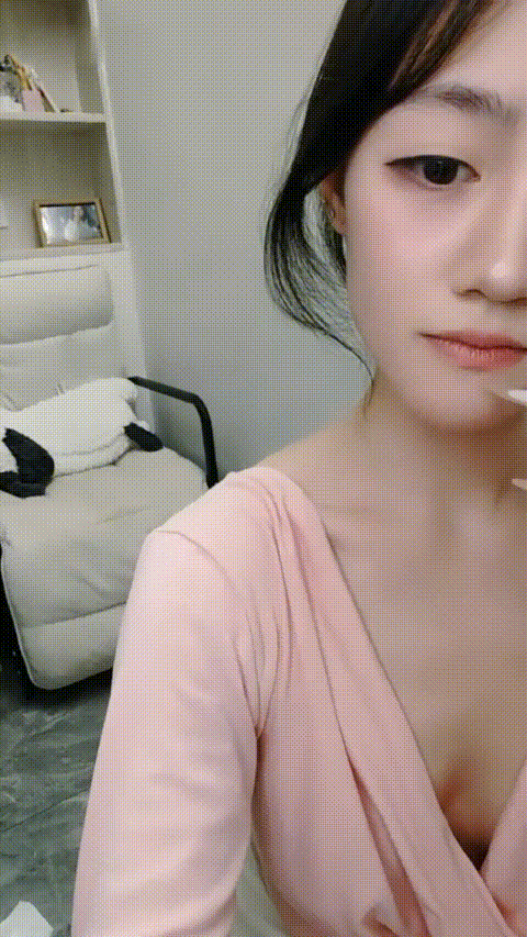 鱼妹_白菜_20260217_150145_p5_compressed.gif