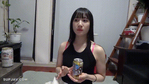 sth098难得一见让人眼前一亮的奈奈酱大眼卡哇伊【颜值控专属】很爱笑，家里做爱 高潮尖.gif