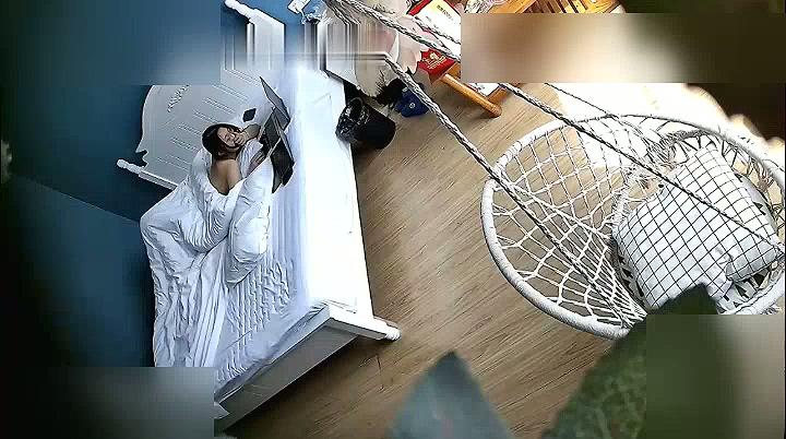 今日最新酒店偷拍3-19！一对大学情侣 妹子看着很文静，实则是个淫荡的荡妇淫娃！00031.jpg