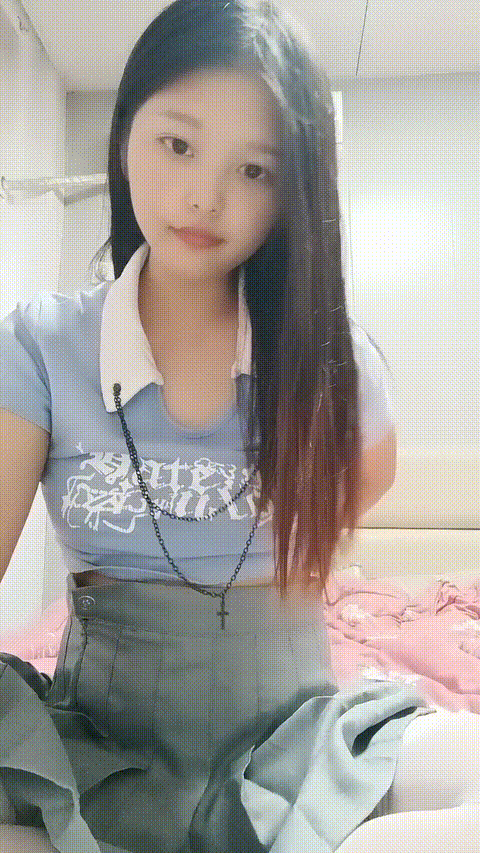 小茨_p60_compressed_compressed.gif