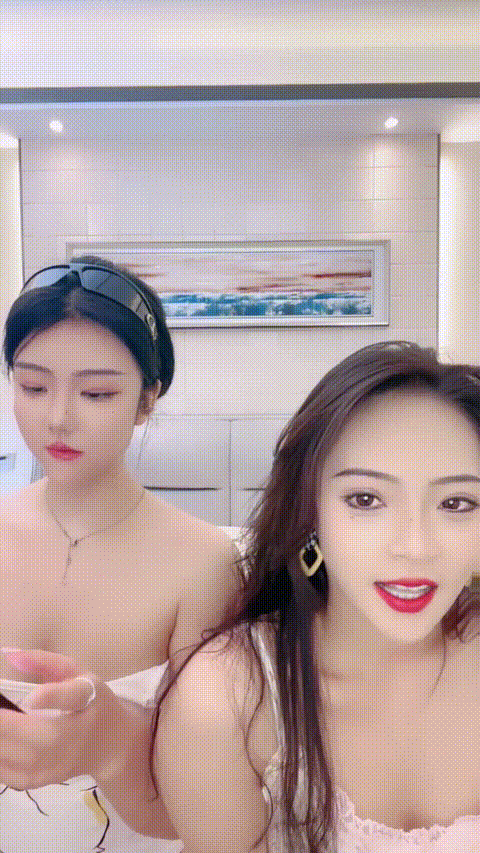小草莓_20260226_141109_p20.gif