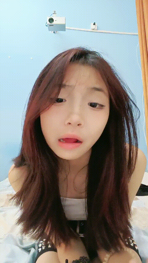 #茜茜是旺仔小馒头__7khbw_p60_compressed.gif