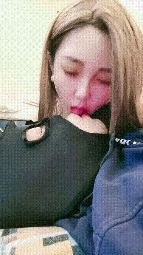 【桃子】姐妹花双飞_姐妹俩轮流女上！简直堪比榨汁机！_3_p5 (2).gif