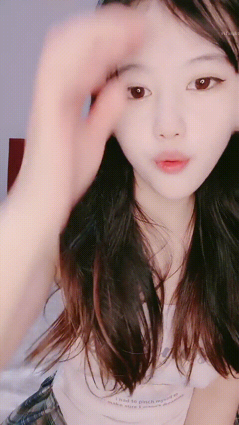 04的小朋友_清纯玉女主播_露脸直播福利视频资源绝品邻家乖乖女_8_p5_compressed.gif.gif