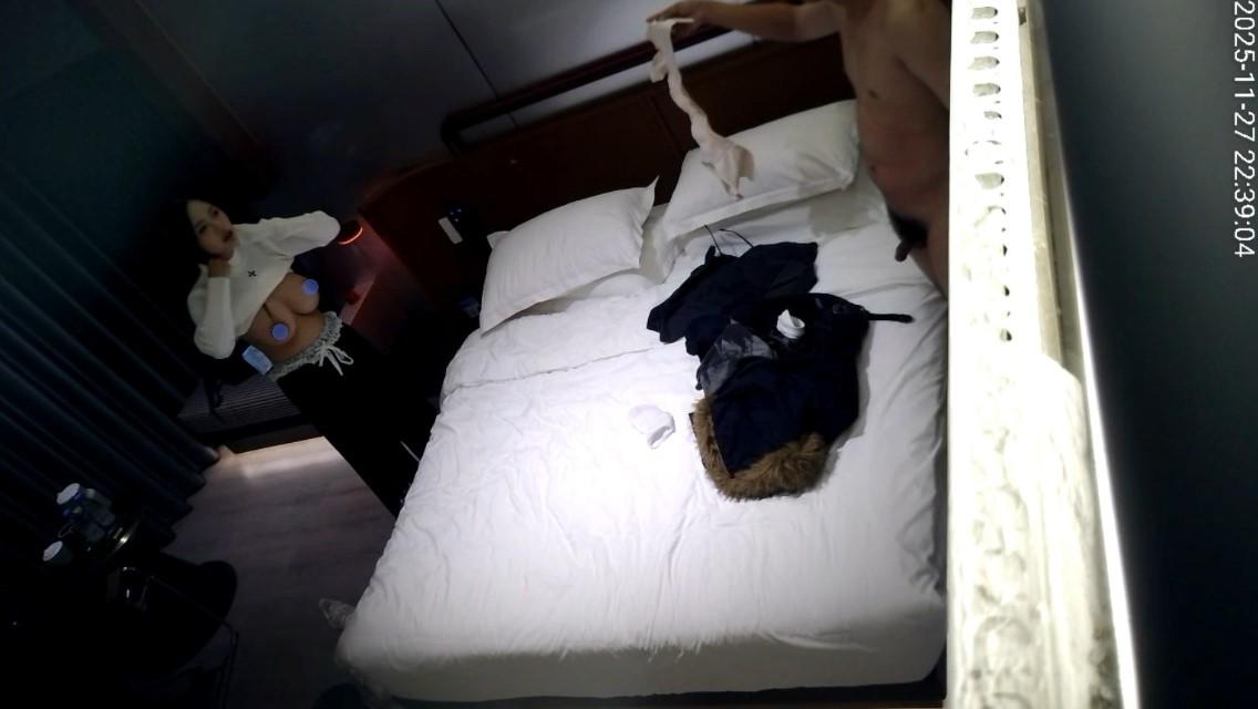 bandicam 2025-11-30 12-21-38-096视频截取-11202530151801-378.jpg