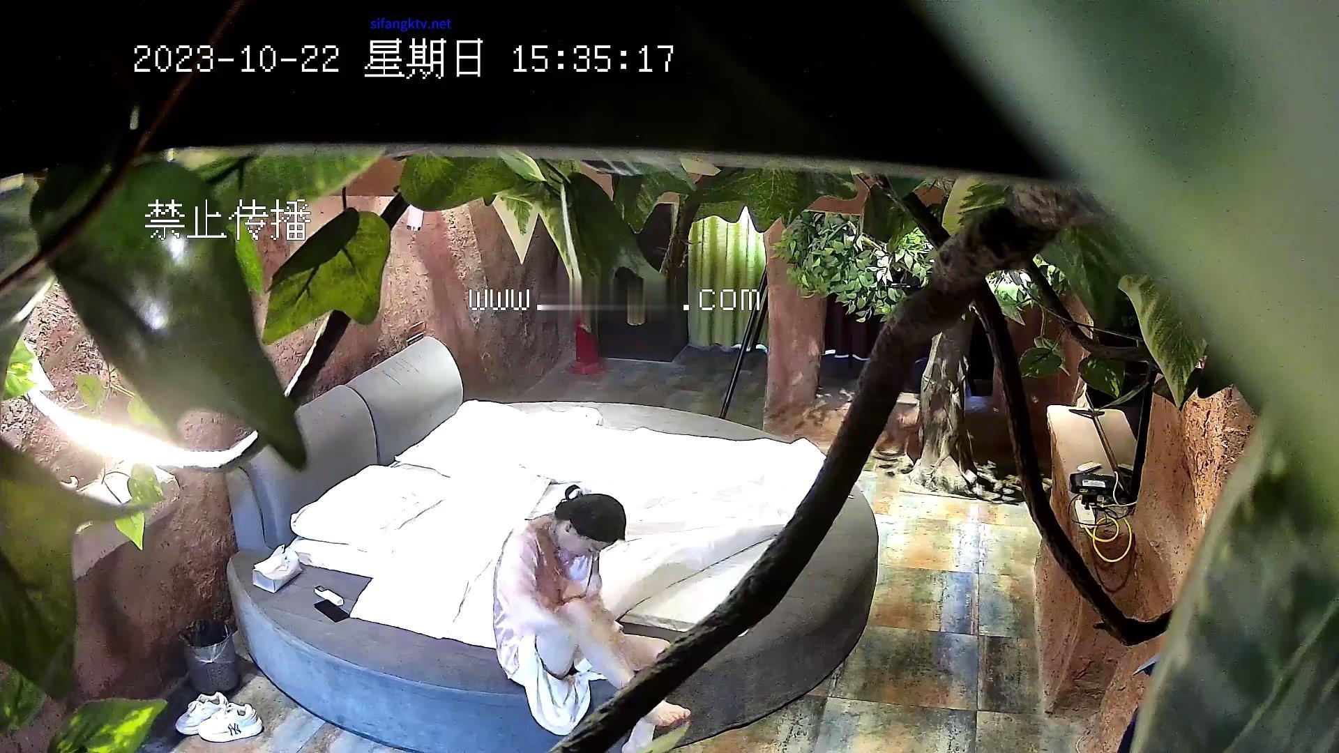 情趣酒店绿叶房❤️领导下午不上班幽会情妇[00_27_19][20240607-111010].jpg.jpg