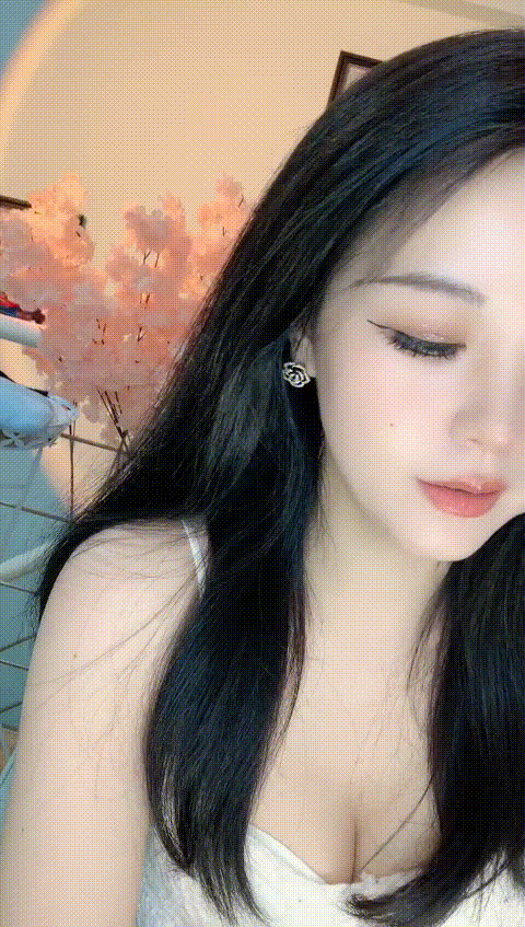 #、lu_u_#Ae_1k6dg_p60_compressed.gif