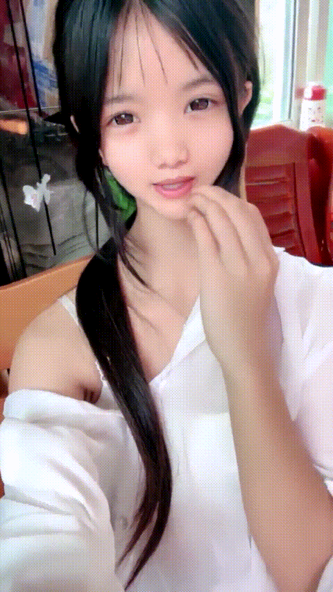 推荐 农村姑娘【07甜心宝贝】骨感小美女 卡哇伊美少女 全身雪白细嫩 无毛嫩穴 酒店开房.gif