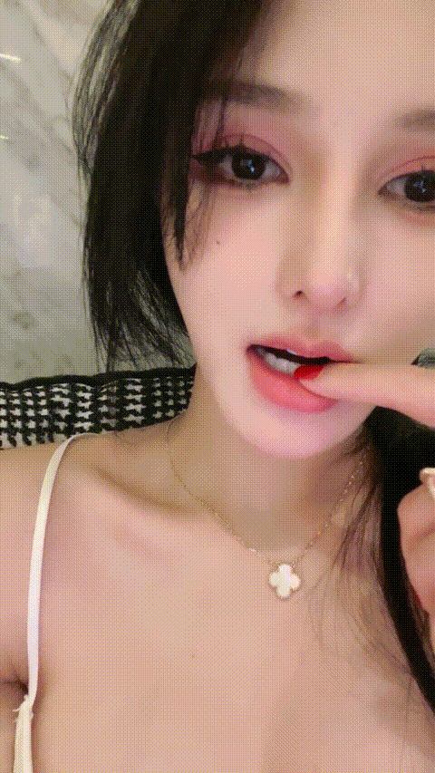 #洋梨子___8_1_b6qs0_p80_compressed.gif