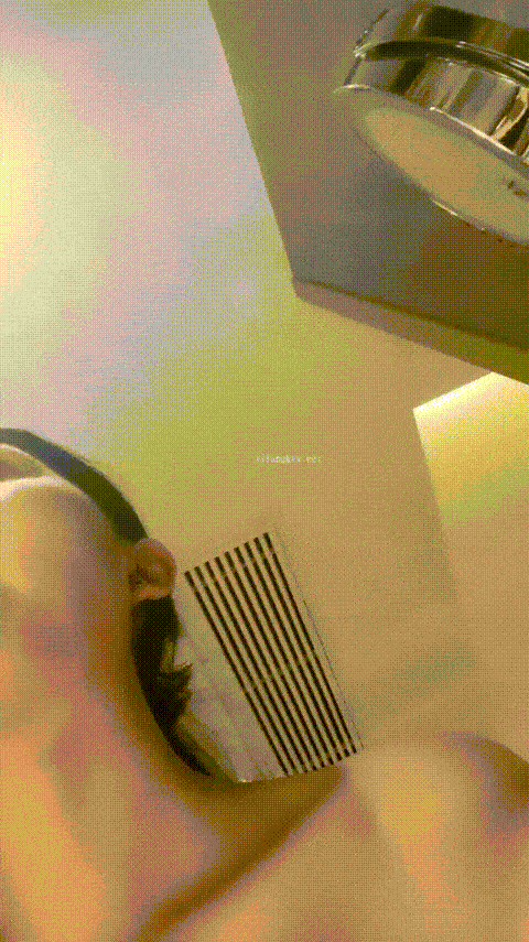 绵绵很高冷_ 0314-074059-652_p20 (2).gif