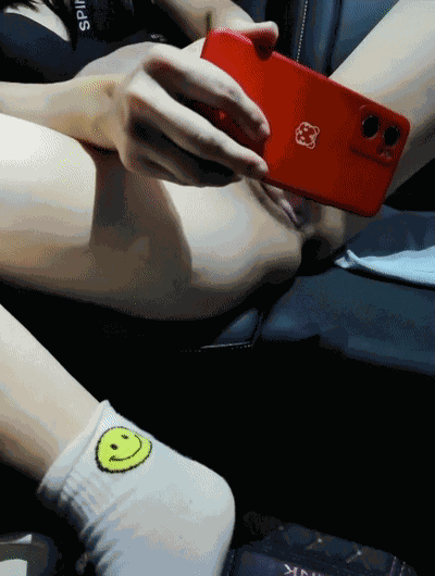 4a3e2535e9bded416_compressed.gif