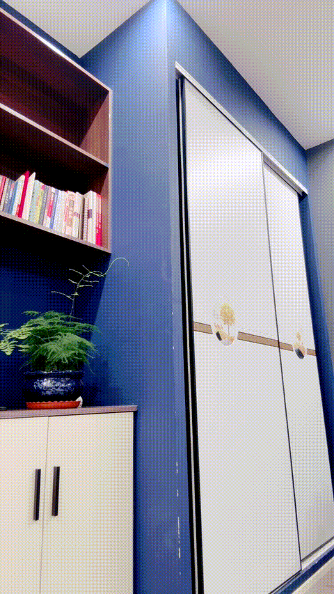 舞蹈老师骚的要命【老师要上课啦】大长腿一字马草逼 大奶美乳 嫩穴大屁股 首次啪啪 道.gif