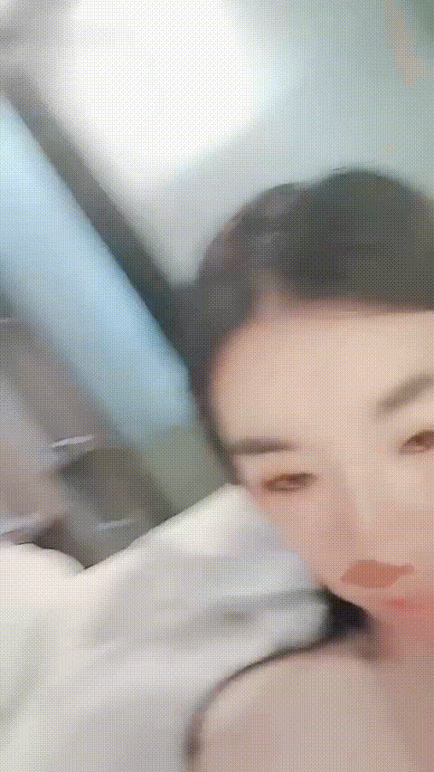 清纯女大赚学费_20260208_225454_p80_compressed.gif