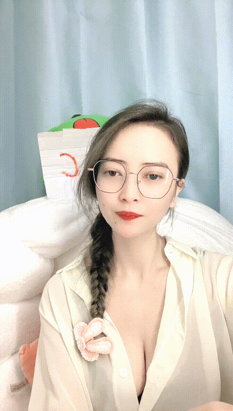 vlc_record_2023_06_01_20h15m57s_cx__(2)_p20.gif