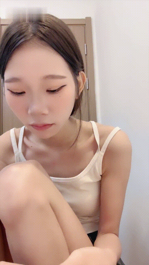 06广西嫩妹_20260213_150122_p5_compressed.gif
