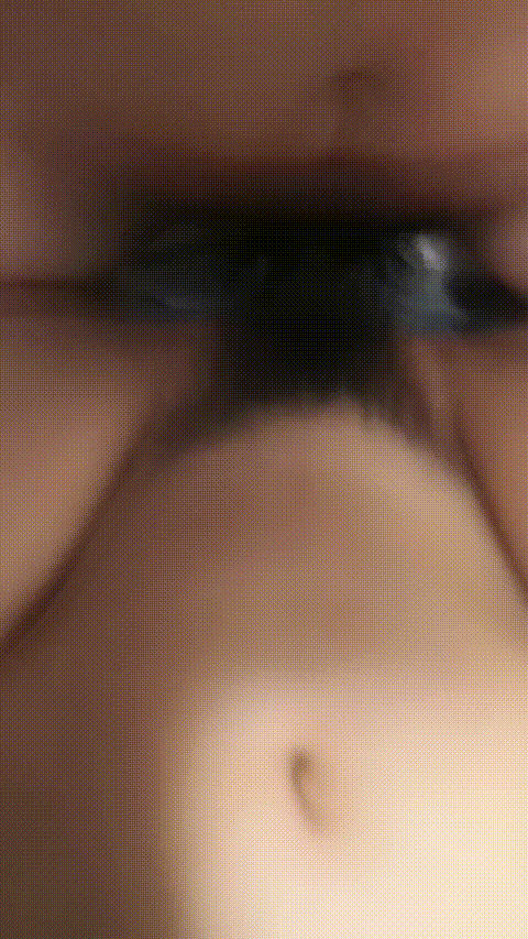 漂亮小姐姐，最近约的男炮友，带回家操逼，黑丝美腿，抓屌小舌头舔，跪在椅子后入，爆.gif