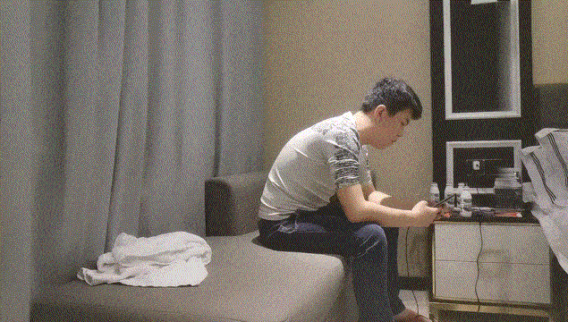 1 (8).gif