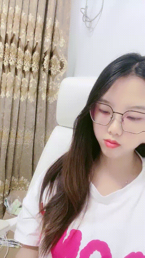 #学生姐妹花_#04_83e6k_p5_compressed.gif