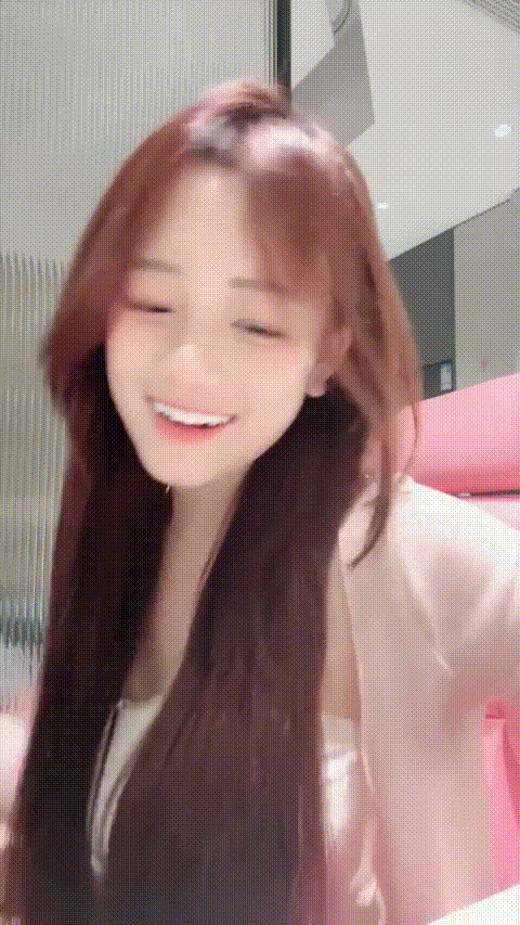 狐狸精_乐观迪拉_20260208_165331_p5_compressed.gif