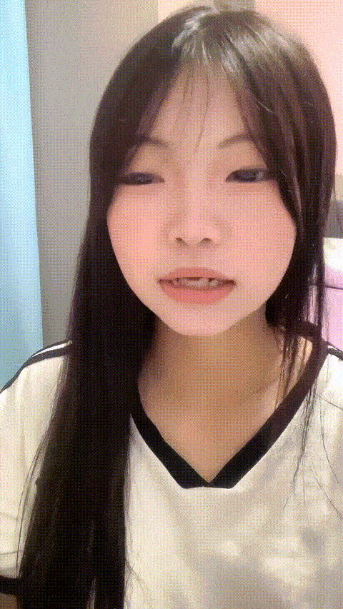 【18粉嫩妹妹】清纯少女！可人少女粉嫩诱人得酮体_6_p5 (2).gif