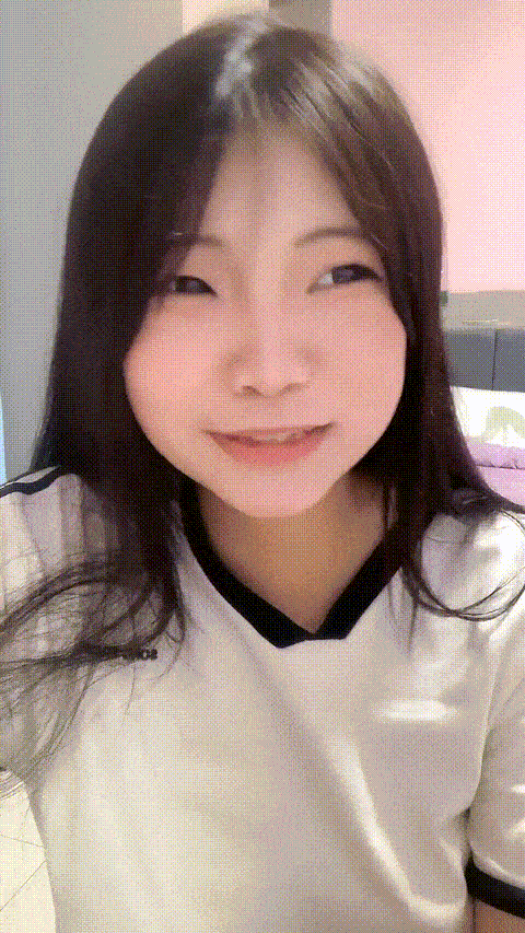 【18粉嫩妹妹】清纯少女！可人少女粉嫩诱人得酮体_6_p40 (2).gif