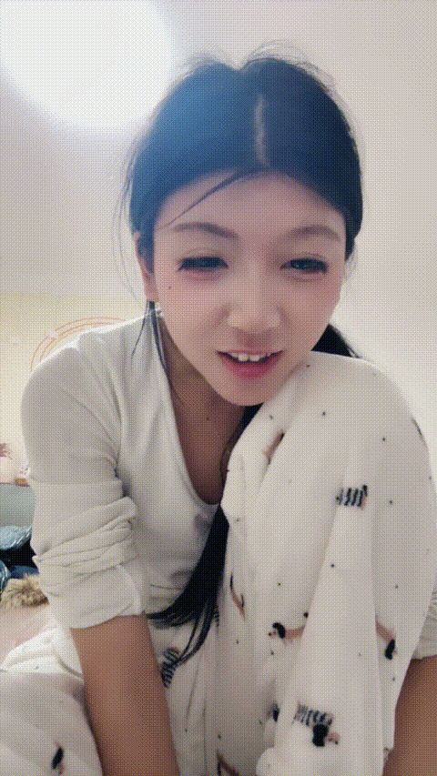 冰镇琉璃_20260206_190253_p5_compressed.gif