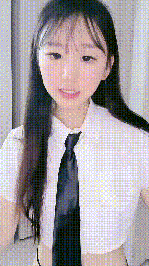 小公主驾到_ 0609_201302854_p5 (2).gif