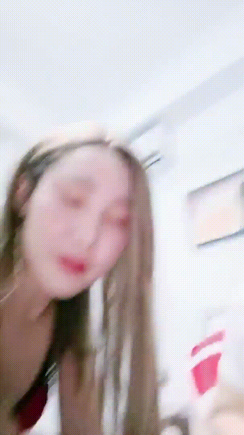 【桃子】姐妹花群交淫乱_三女榨精组合！强行榨干每滴精液！_1_p5_compressed.gif.gif