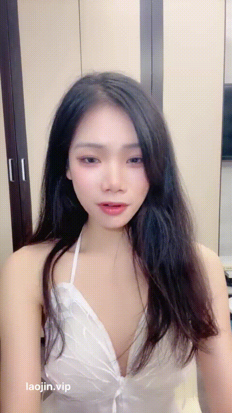 1734298146甜甜大王2025-10-7_p80_compressed.gif