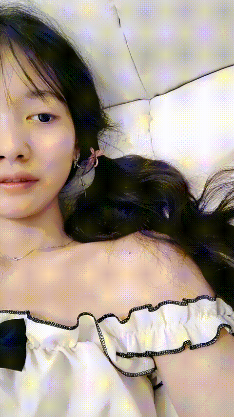 #蔡蔡仙女__8_3_p20_compressed.gif