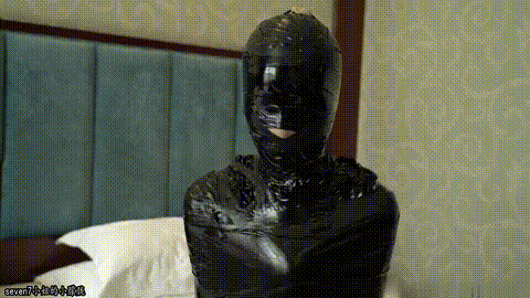 绳艺  FXX 【seven7小姐06】zentai丝袜睡袋胶带木乃伊保鲜膜子Z息_p80.gif.gif