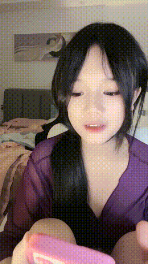 我靠 女神每次都害我打飞机【小狐狸】美乳又圆又翘 长腿小蛮腰 粉嫩逼逼 道具自慰 狂.gif
