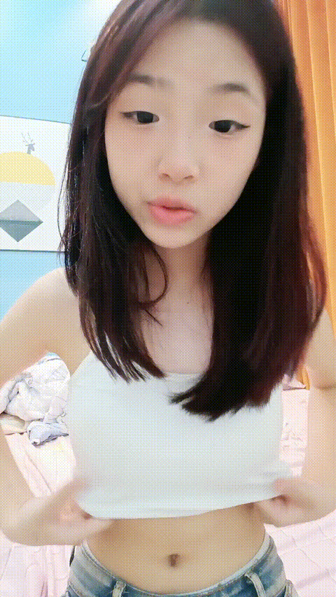 #茜茜是旺仔小馒头__mcbv4_p80_compressed.gif