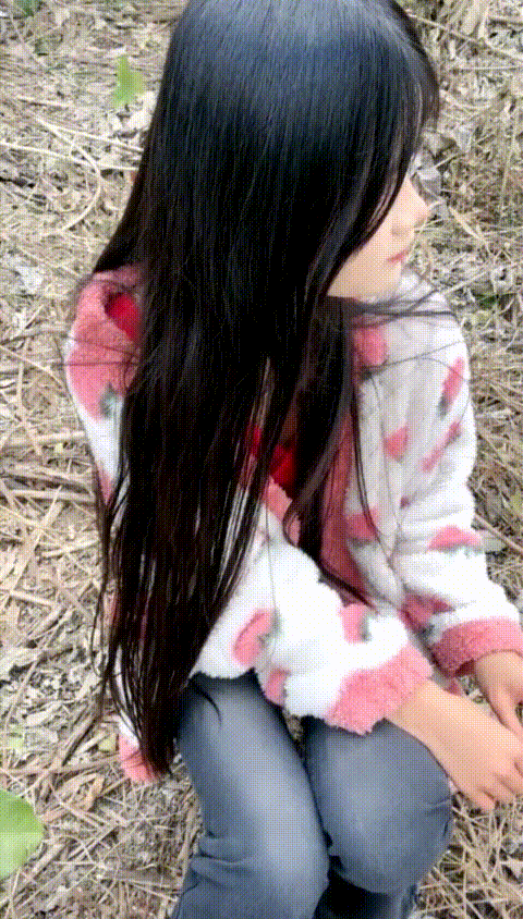 年末贺岁片农村小学妹~【07水嫩宝宝】大姨妈时期跟同村小伙玩车内口爆 2场 1场50岁大.gif